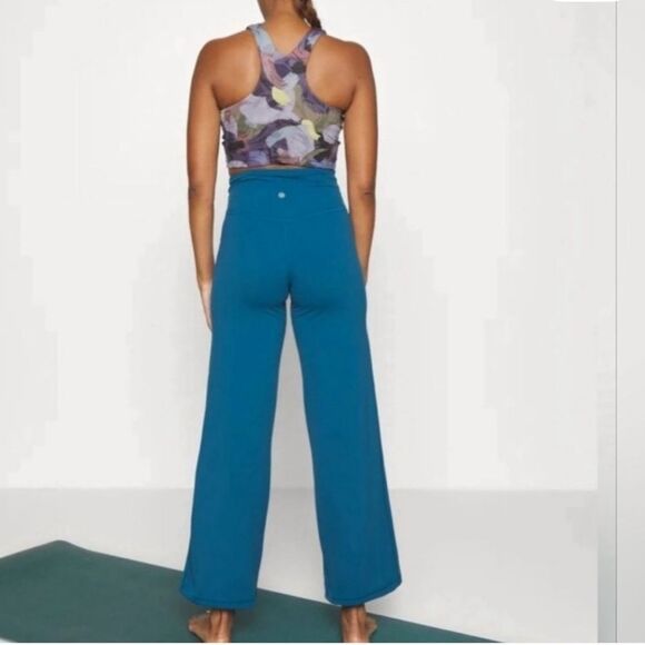 Athleta Elation Wide Leg Flare Pant Teal Blue Large Petite - Picture 8 of 8